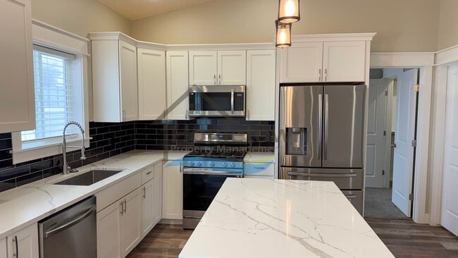 Building Photo - Spacious 4 Bedroom, 2 Bath Home in South Hill Subdivision – Burley, ID