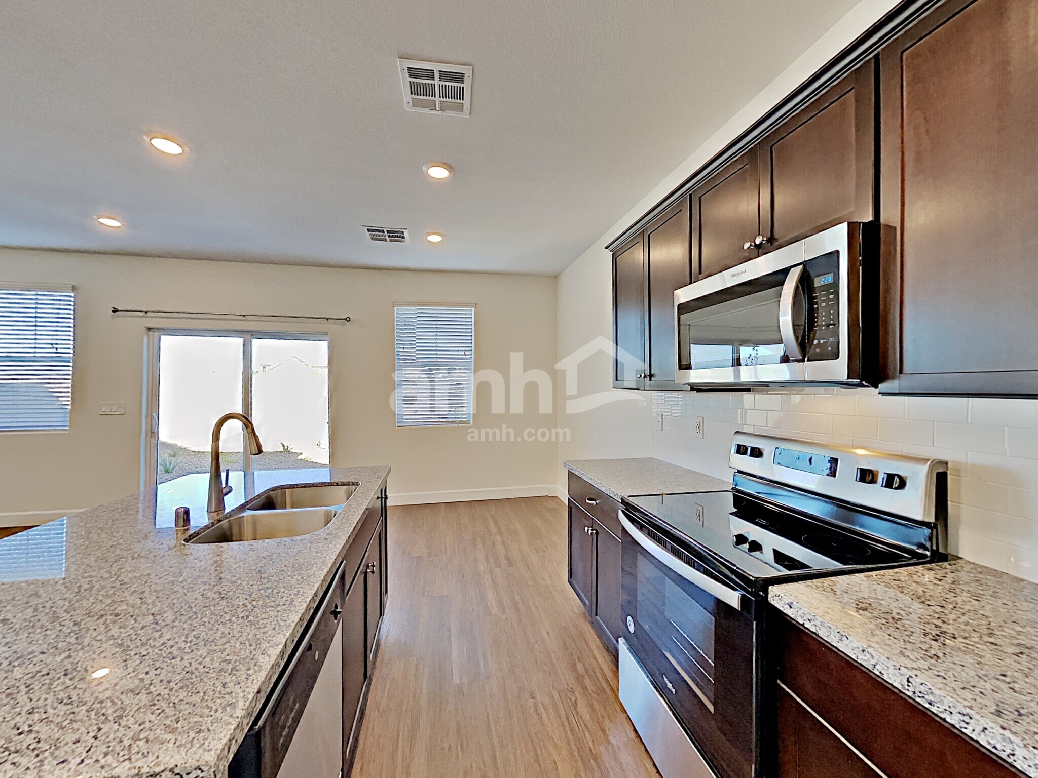 Building Photo - 8116 Inhibition Ct