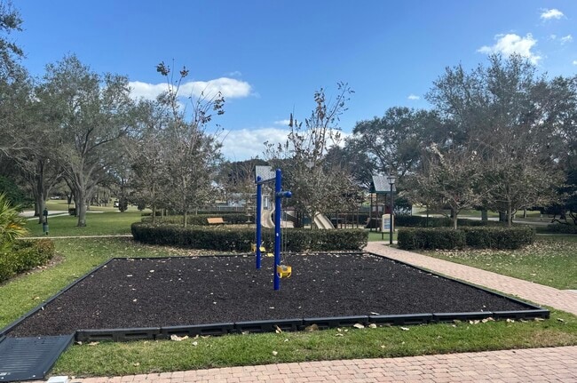 Building Photo - 180 Freeport Dr