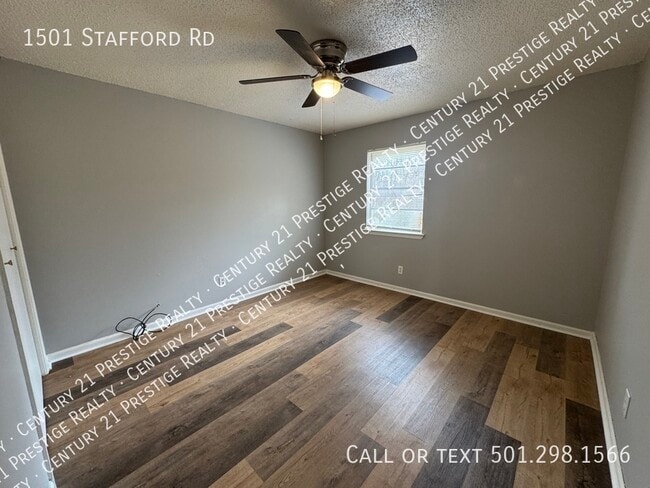 Building Photo - 1501 Stafford Rd