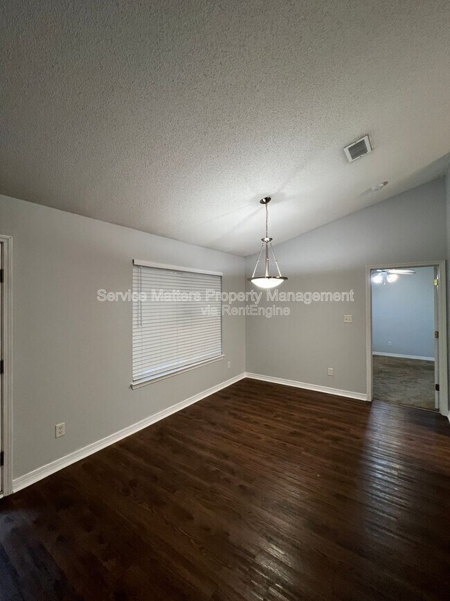 Building Photo - 4742 Spencer Oaks Blvd