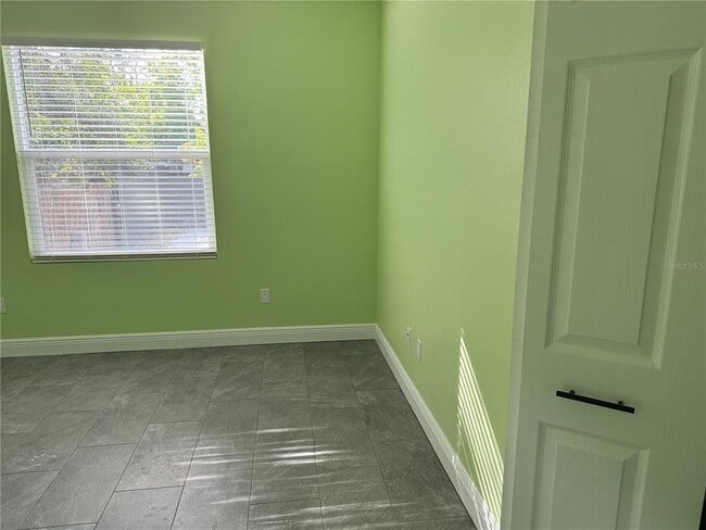 Building Photo - 1311 E River Cove St