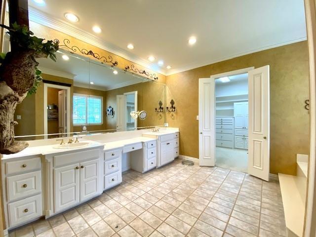 Building Photo - 800 Choate Pkwy