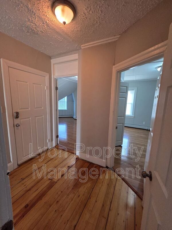 Building Photo - 15 Woodbine St