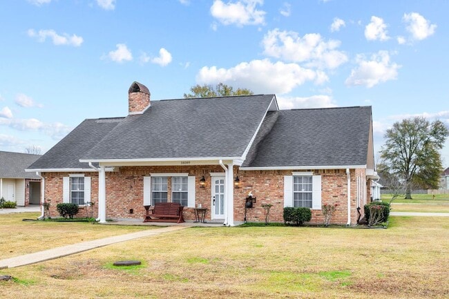 Building Photo - 38389 Oakleigh Ln