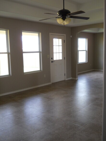 Building Photo - 3118 Wild Turkey Dr