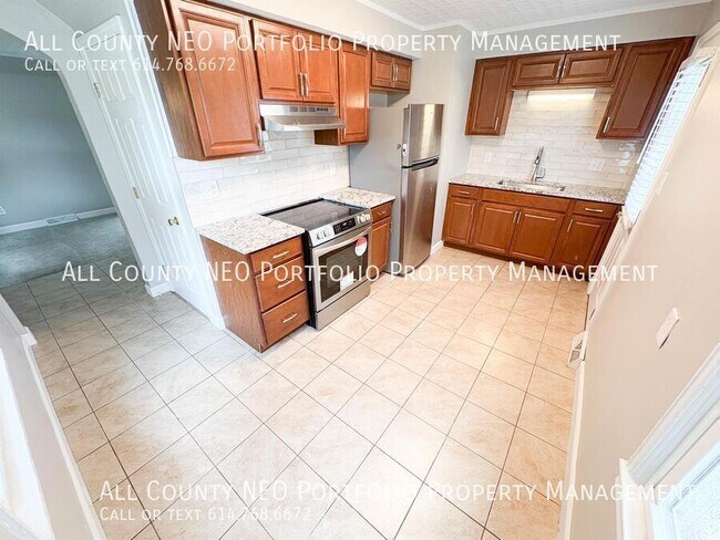 Building Photo - 3473 Eisenhower Rd