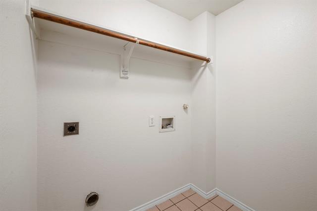 Building Photo - 2404 Windgate Dr