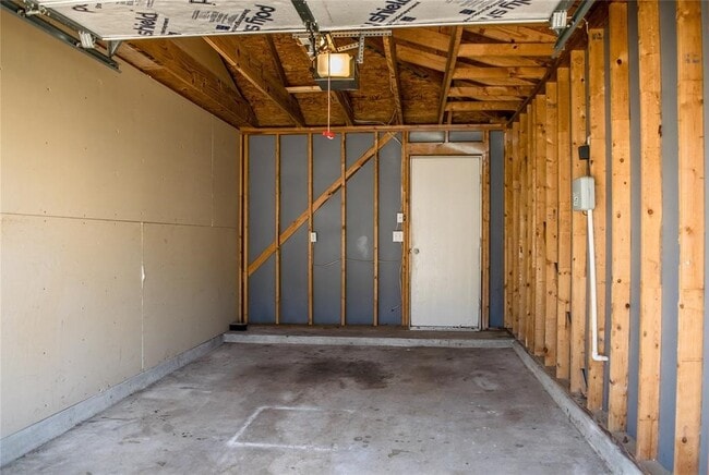 Building Photo - 2038 Rustling Trees Way