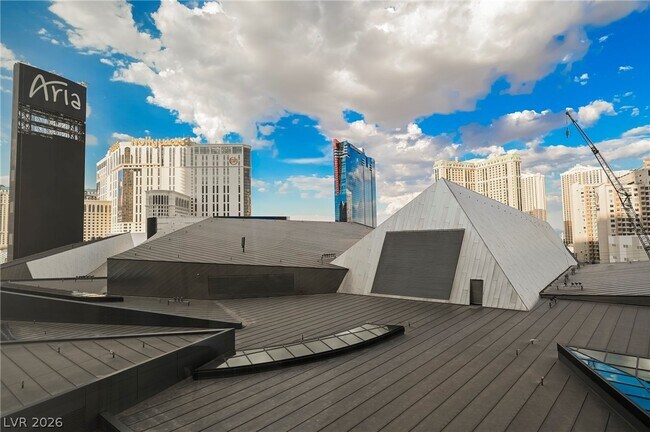Building Photo - 3722 S Las Vegas Blvd