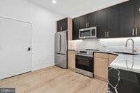 Building Photo - 203 S 13th St