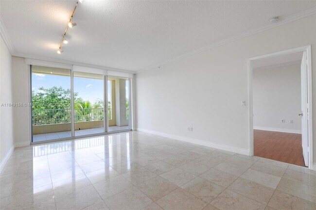 Building Photo - 703 Crandon Blvd