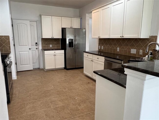 Building Photo - 1508 Daylily Loop