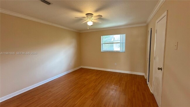 Building Photo - 6607 Winfield Blvd