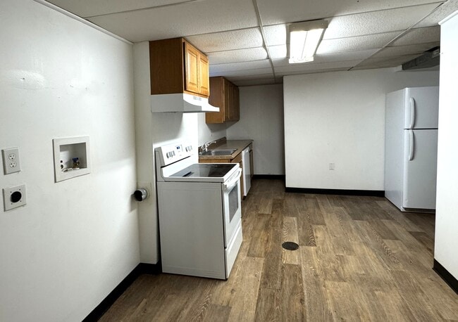 Building Photo - 12327 E Virginia Pl