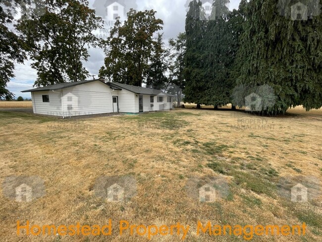 Building Photo - Welcome To The Quiet Farm life!