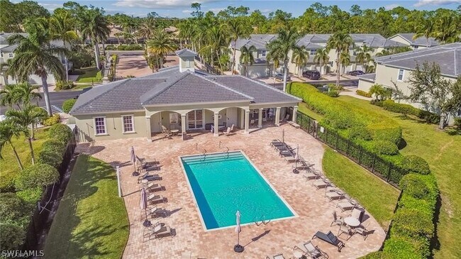 Building Photo - 1305 Mariposa Cir