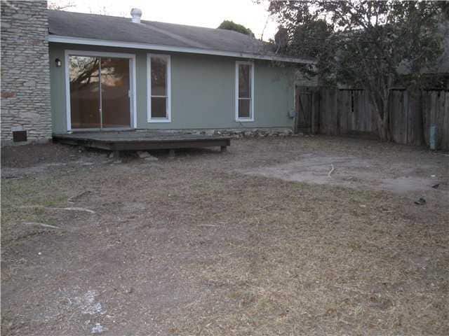 Building Photo - 10207 Rutland Village W