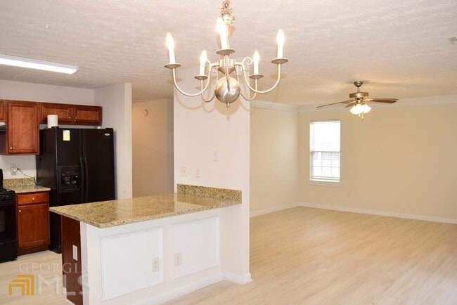 Building Photo - 43 Churchill Park Dr