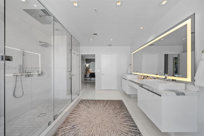 Building Photo - 330 Sunny Isles Blvd