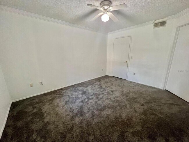 Building Photo - 2200 Key W Ct