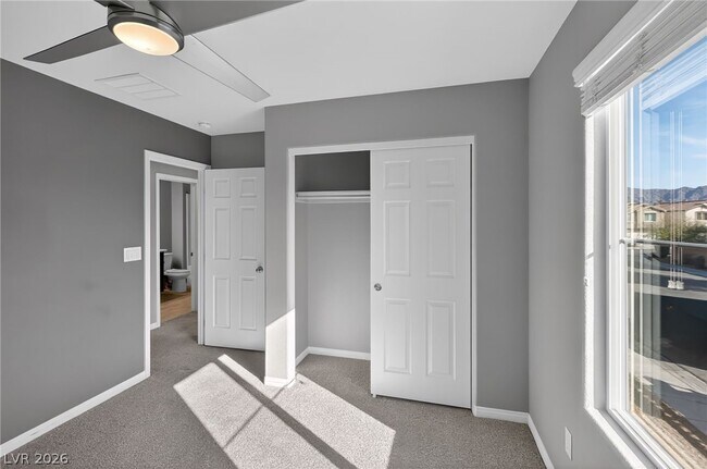 Building Photo - 5663 N Balsam St