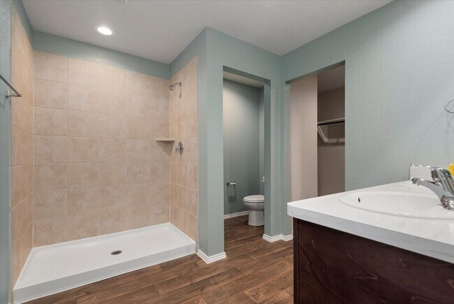Building Photo - 15332 Timber Preserve Ln