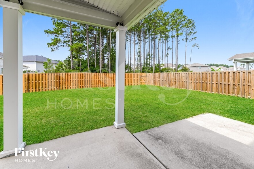 Building Photo - 409 Flat Rock Ln