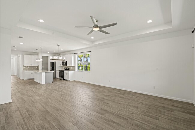 Building Photo - 11340 SW Lyra Dr.