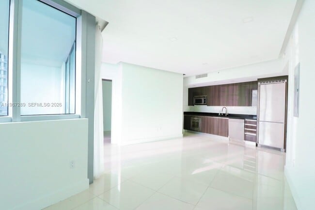 Building Photo - 92 SW 3rd St