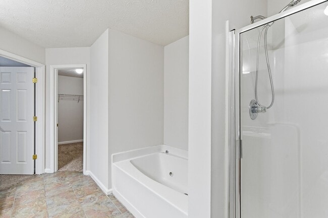 Building Photo - !!!MOVE-IN SPECIAL!!! Enjoy $1,200 FREE RENT when you lease with us! Apply today before this offe...