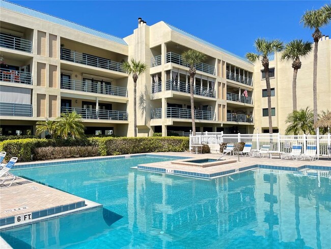 Building Photo - 363 Pinellas Bayway S