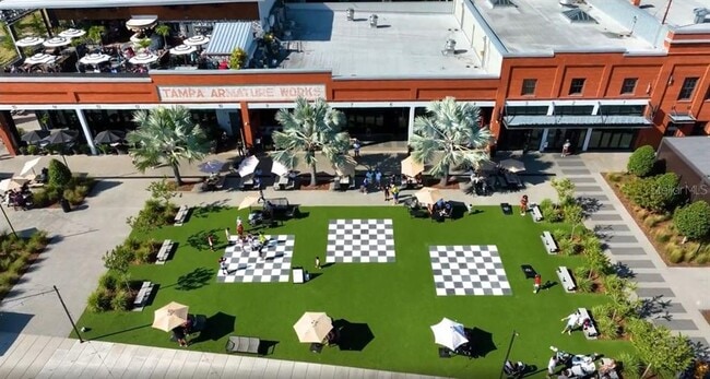 Building Photo - 903 S Bruce St