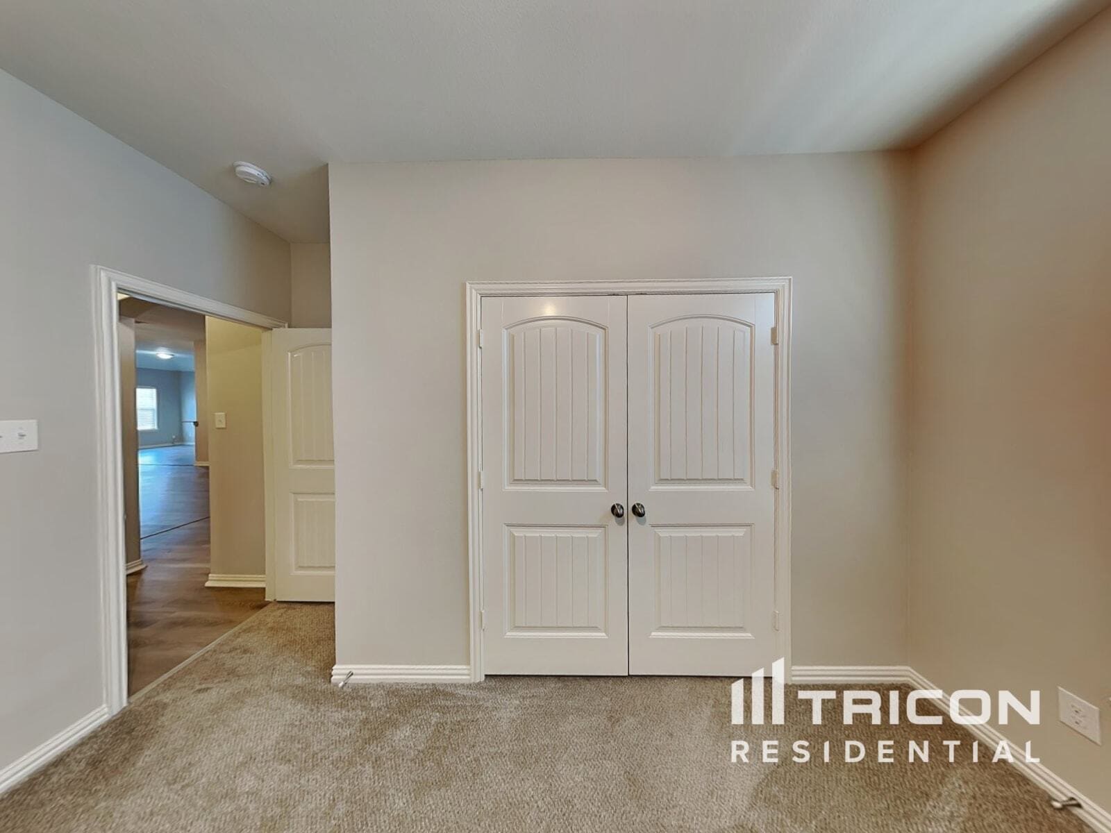 Building Photo - 604 Jennie Marie Cir