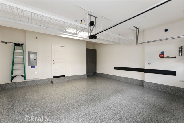 Building Photo - 18313 Maidenhair Wy