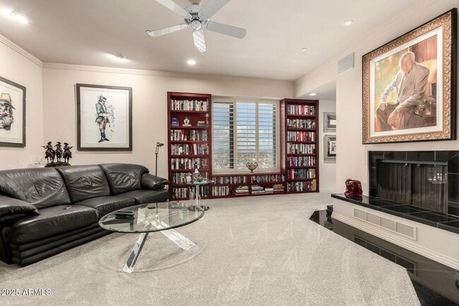 Building Photo - 1040 E Osborn Rd