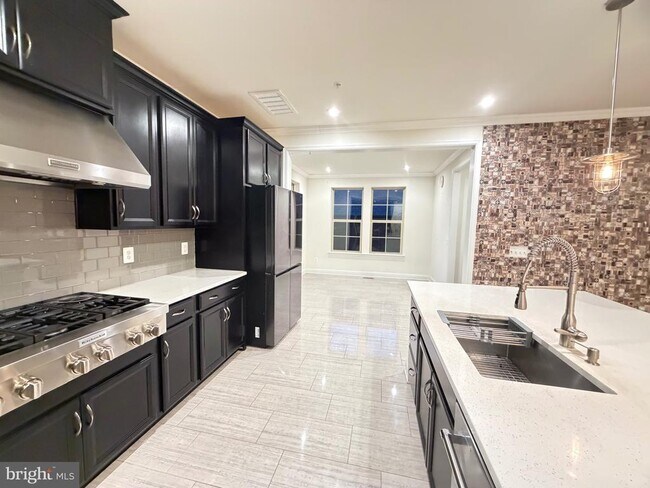 Building Photo - 3516 Timber Green Dr