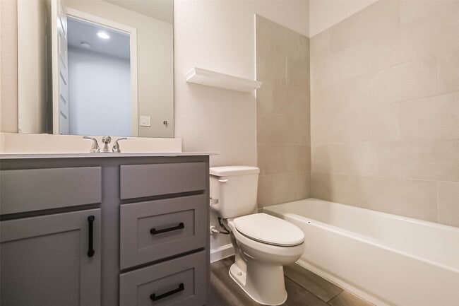 Building Photo - 8823 Morning Glow Dr