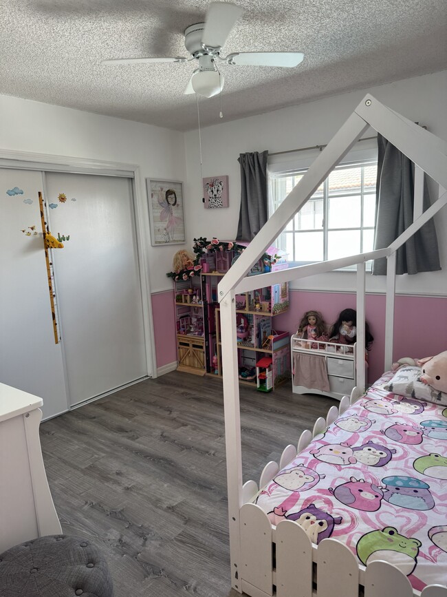 Building Photo - 15861 SW 70th Terrace