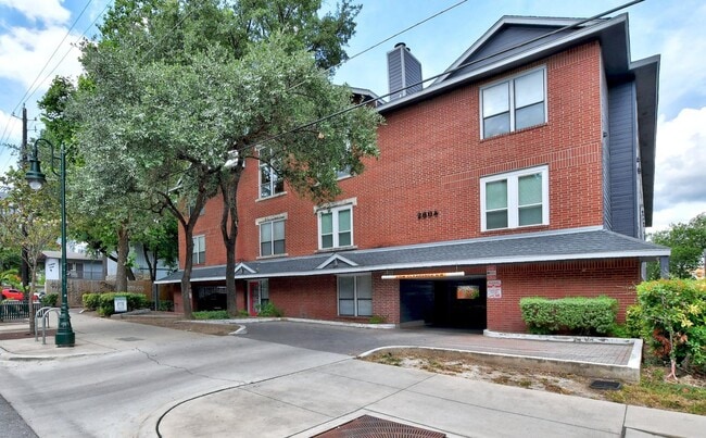 Primary Photo - 2804 Rio Grande St