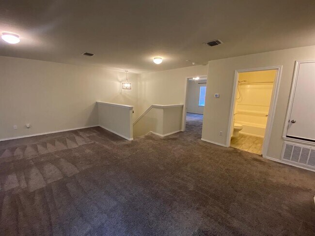 Building Photo - 97 Quarryman Dr