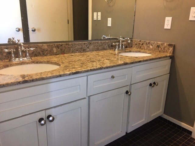 Building Photo - 31 E Center St