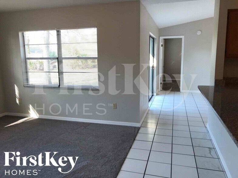 Building Photo - 1771 Gatewood Dr