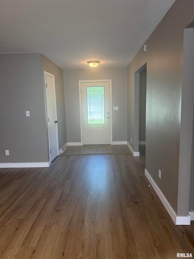 Building Photo - 213 Appomattox Dr