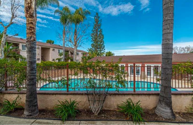 Building Photo - 1280 W Main St