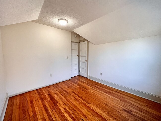 Building Photo - 111-115 Lincoln St / Owen Properties, LLC