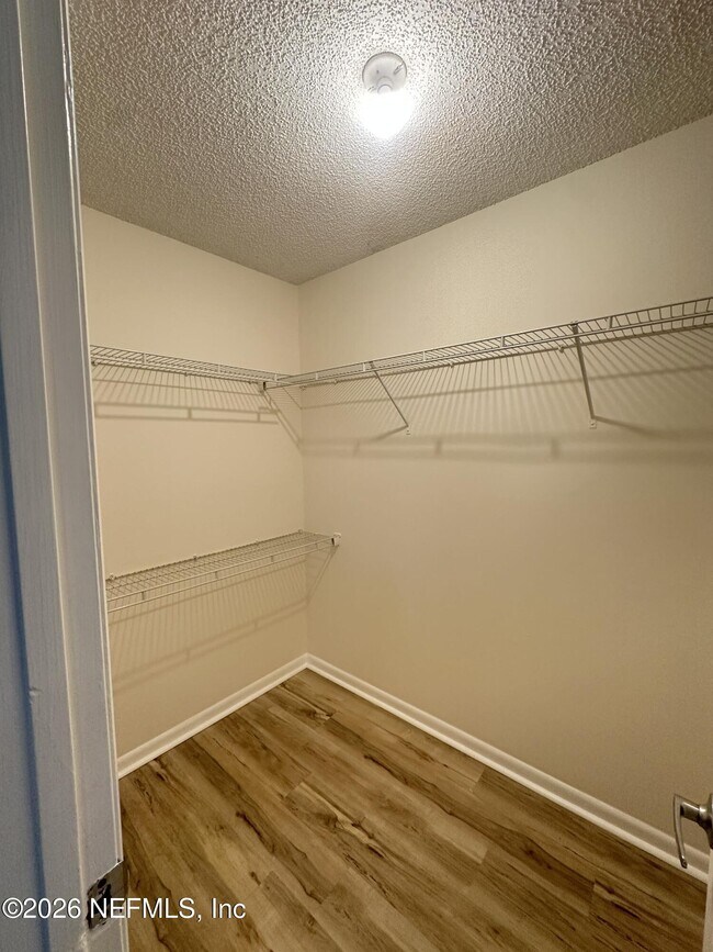 Building Photo - 4790 Cinnamon Fern Dr