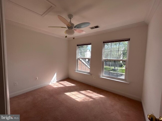 Building Photo - 46728 Hollow Mountain Pl