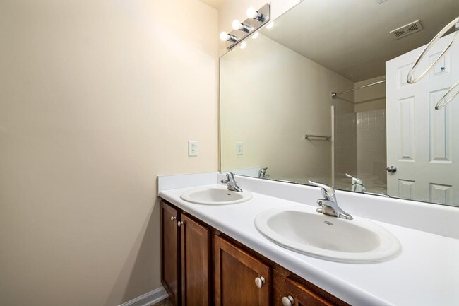 Building Photo - 1619 Snow Mass Way