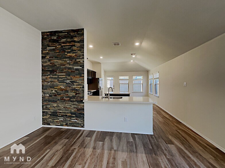 Building Photo - 2436 Dolostone Dr